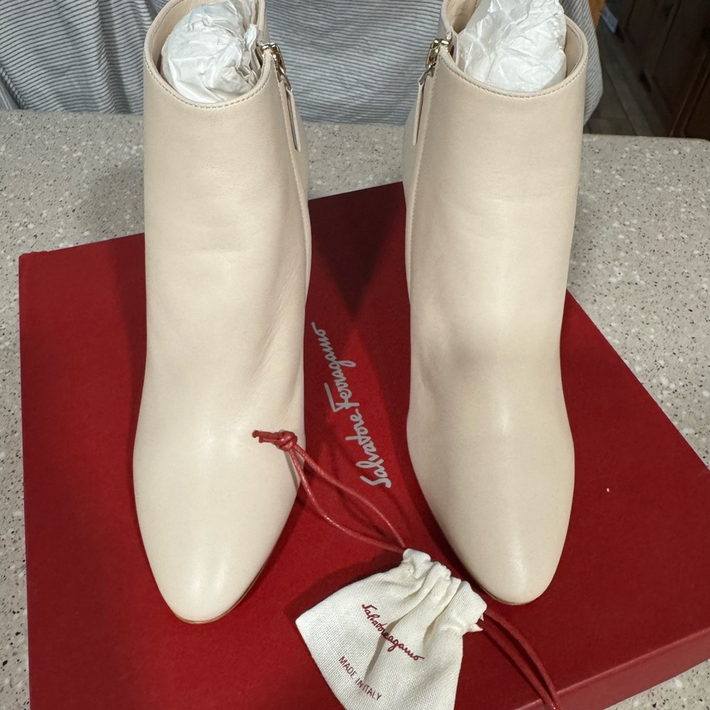 Salvatore Ferragamo Joan Cream Ankle Booties